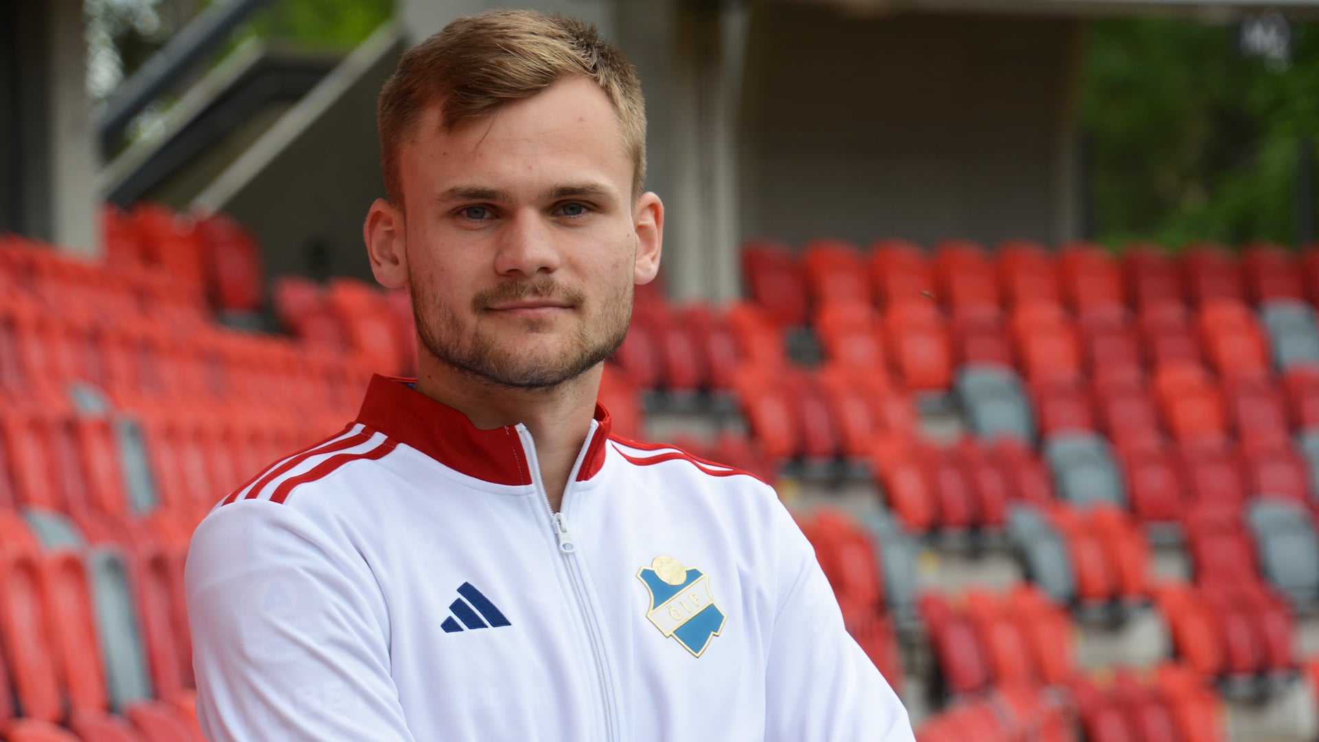 Oscar Uddenäs klar för Östers IF!